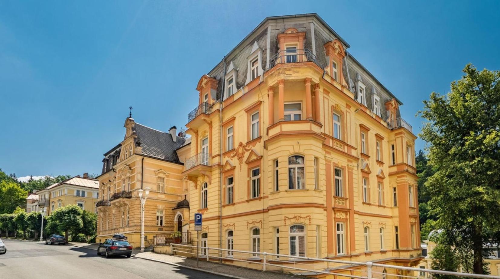 Anzio Apartments Marianske Lazne Ngoại thất bức ảnh