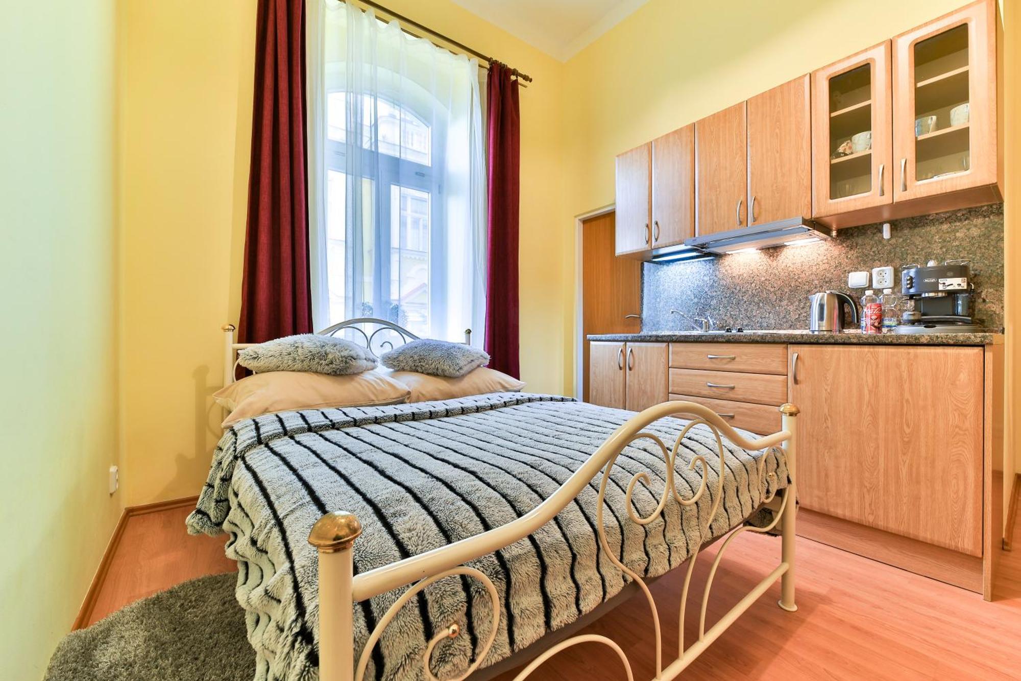 Anzio Apartments Marianske Lazne Ngoại thất bức ảnh